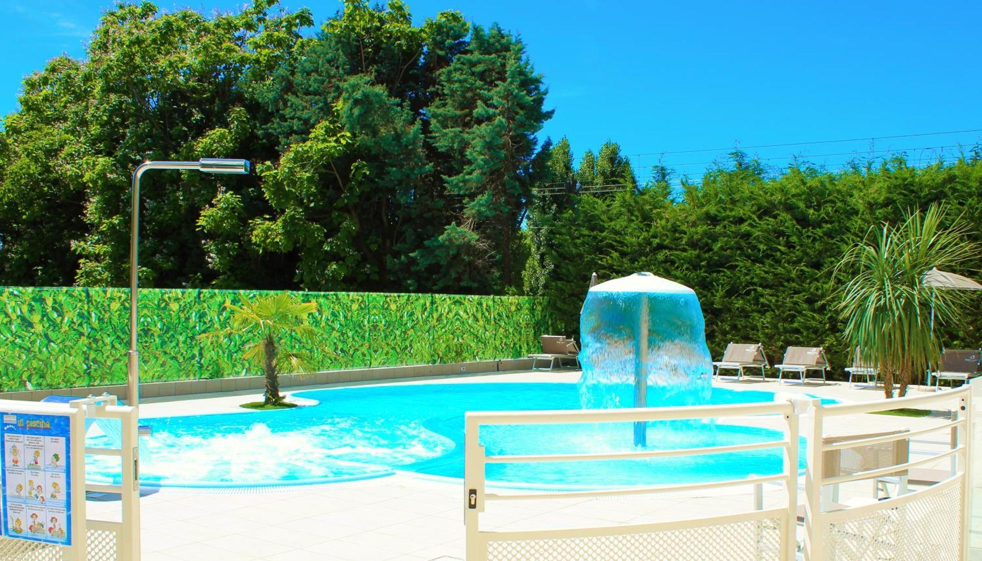 Hotel Bella Igea Белариа-Игеа Марина Екстериор снимка