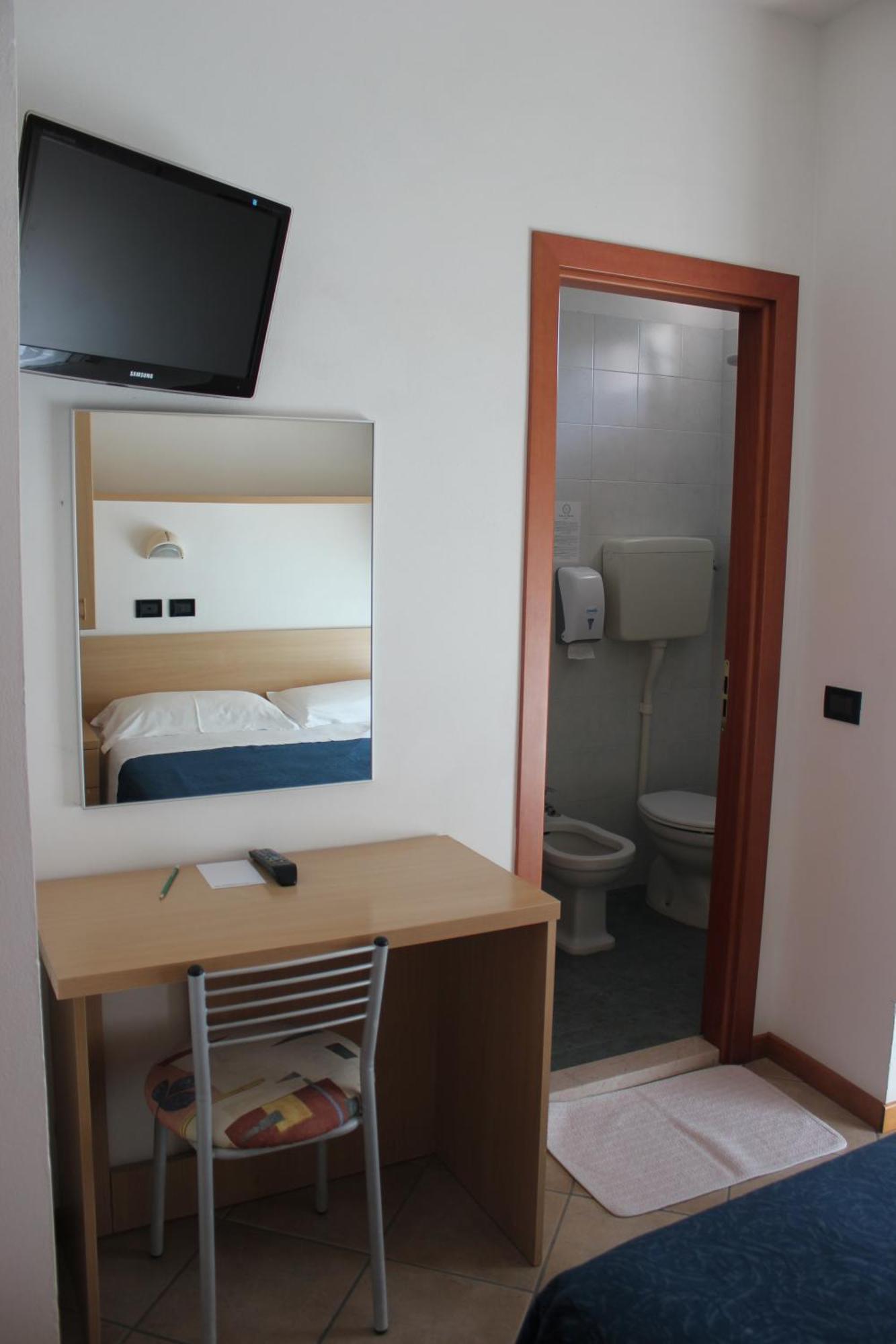 Hotel Bella Igea Белариа-Игеа Марина Екстериор снимка